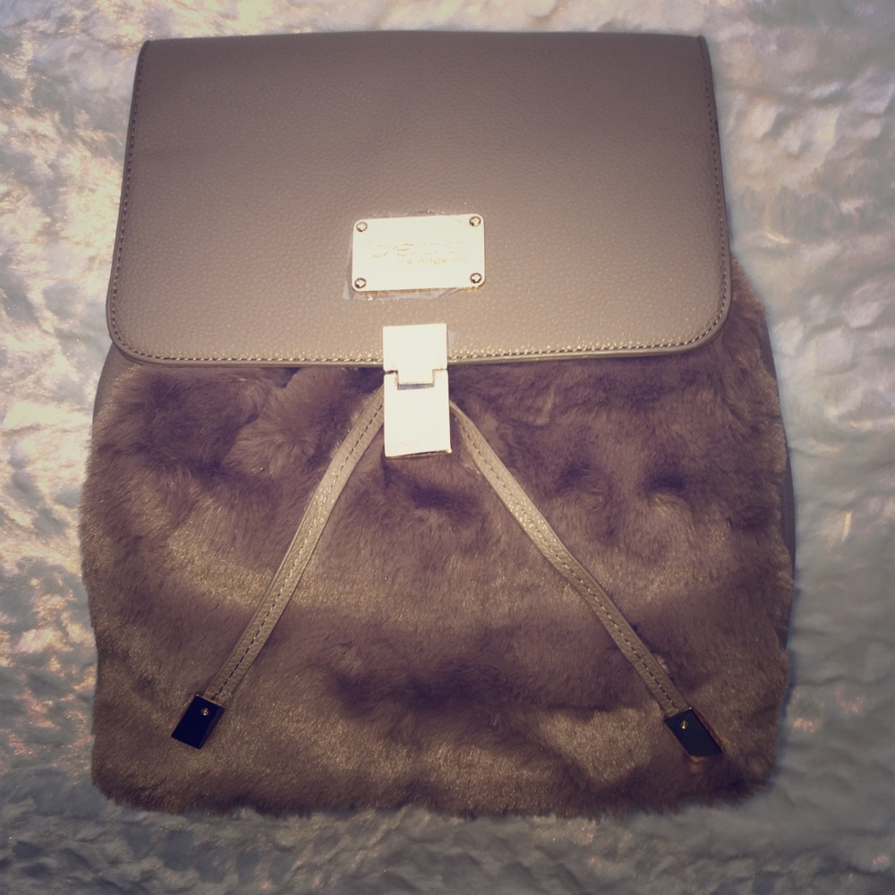 🌼bebe Dorothea Backpack Soft Faux Fur Taupe🌸🎒🎓 - Picture 8 of 8